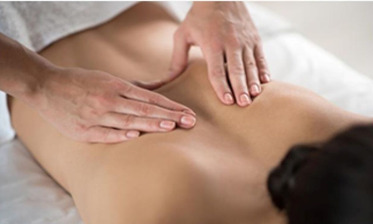 masáž je jednou z metod léčby cervikální osteochondrózy